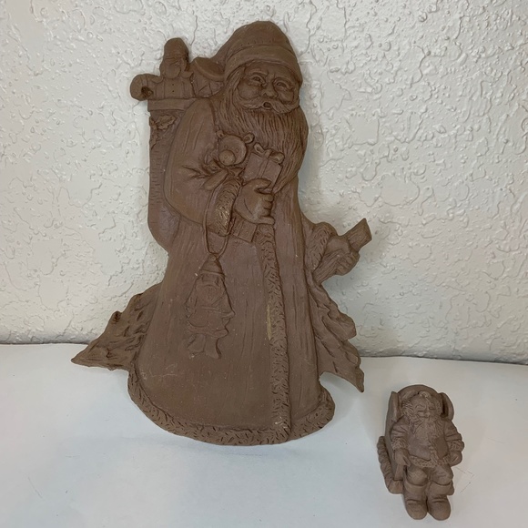 TNT Holiday Tnt Set Of Two Unfinished Old World Santa Claus Resin